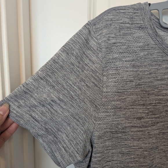 Athleta Gray Short Sleeve Tee - Picture 6 of 8